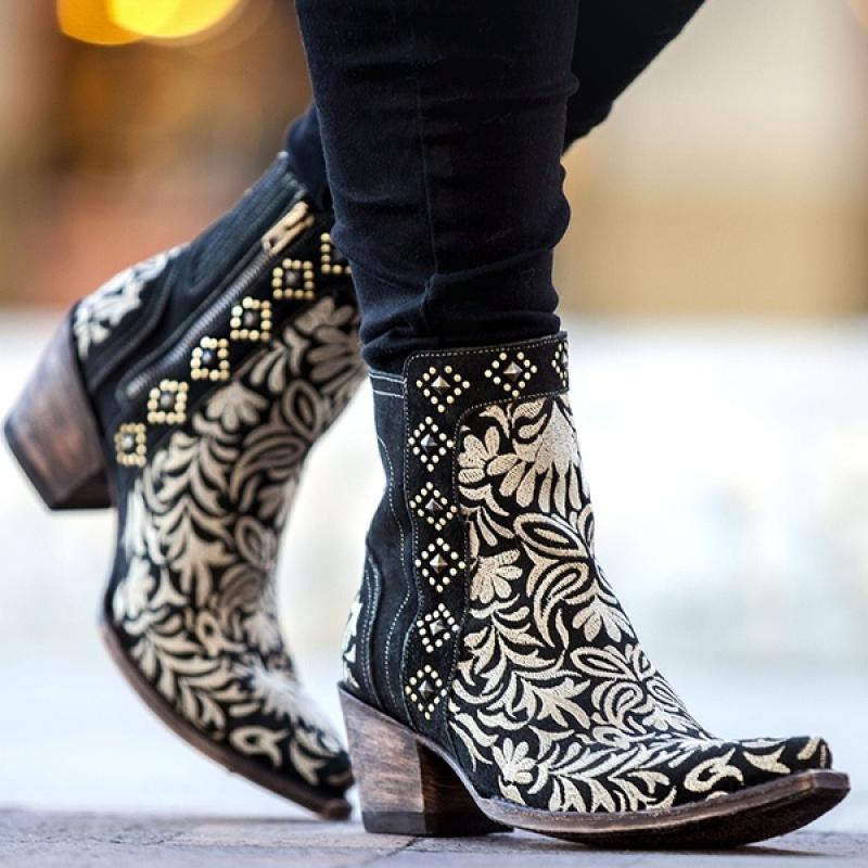 Casual Embroidery Zipper Ankle Boots CL1211 black / 4.5 Official COW PRINT Merch