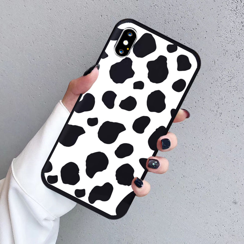Soft TPU Silicone Rubber Phone Case Cover for IPhone 12 Pro 7 8 Plus X Xs 11 Pro Max 6 6S XR SE 2020 Cow Print Black White Cover